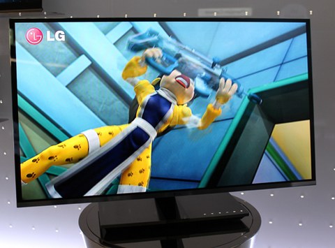 LG 31-inch OLED 3D HDTV - at IFA 2010